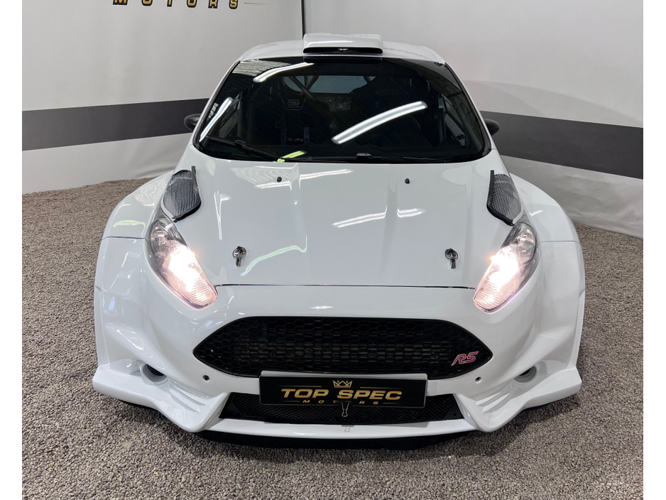 2015 Ford Fiesta 2015 Ford Fiesta r5  Ex works evo 2 rallycar