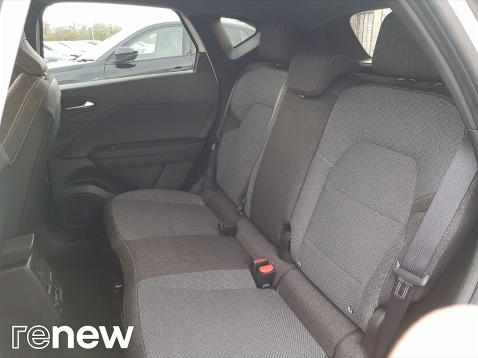 2024 Renault Captur - image 11