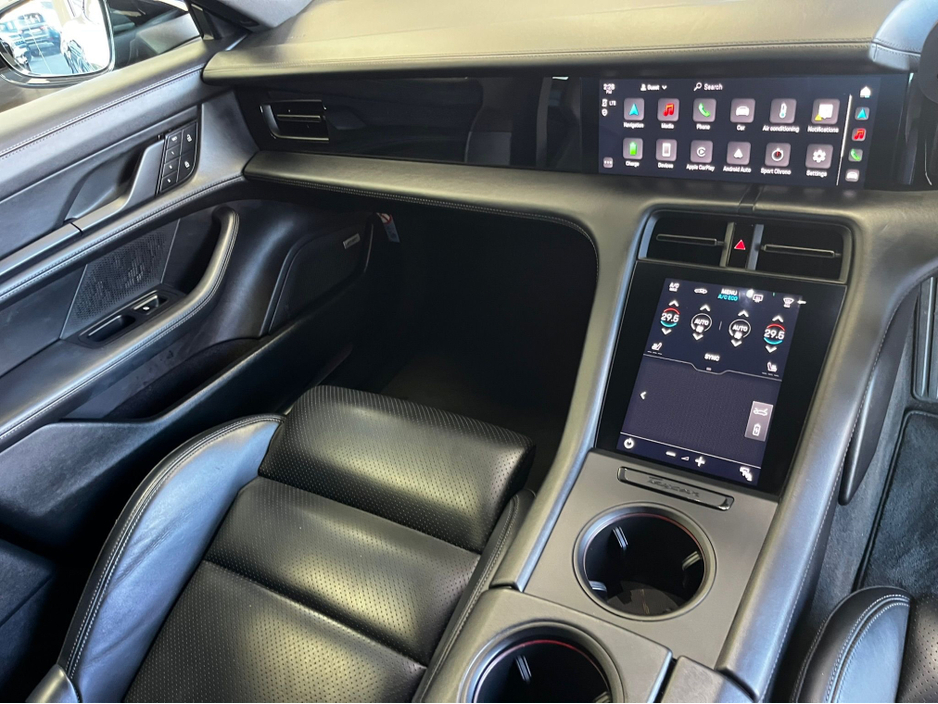 2023 Porsche Taycan - image 12