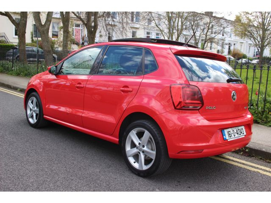 2016 Volkswagen Polo - image 8
