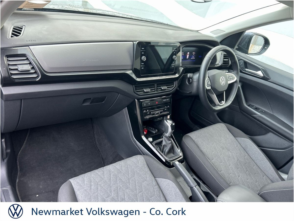 2025 Volkswagen T-Cross - image 23