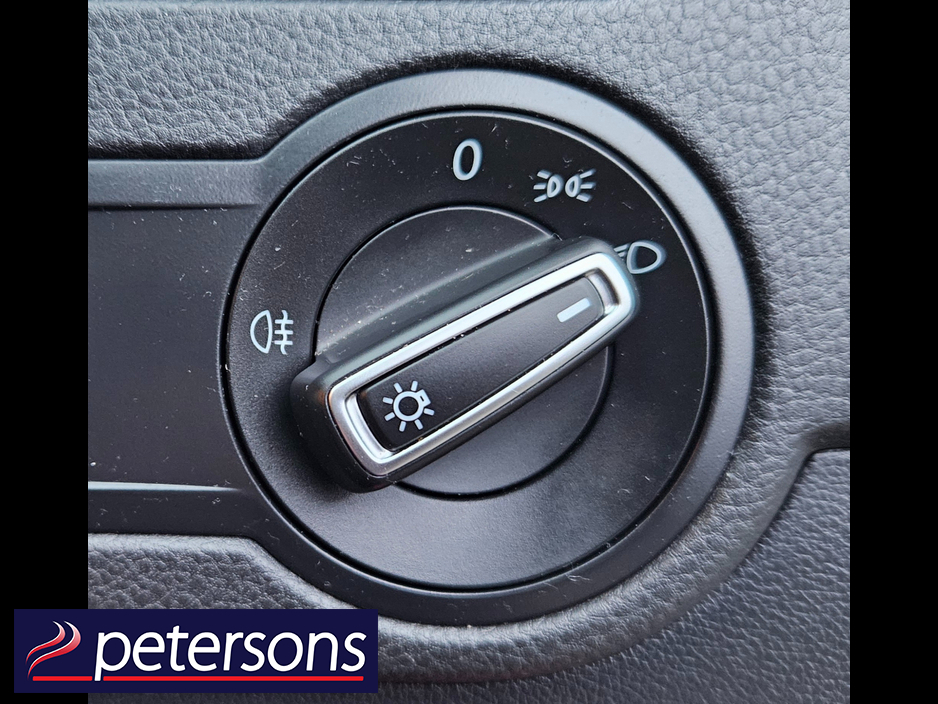 2015 Volkswagen Polo 1.0 TSI 5DR AUTOMATIC €10,950