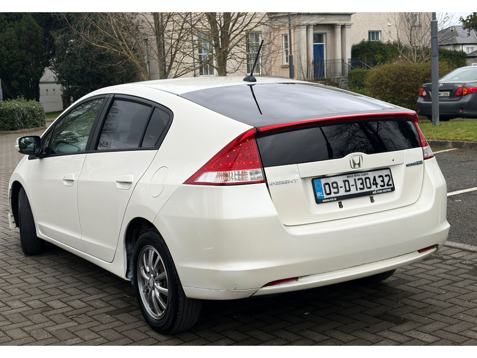 2009 Honda Insight - image 3