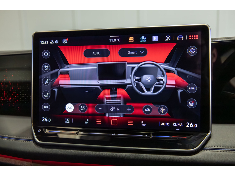 2024 Volkswagen Tiguan - image 22