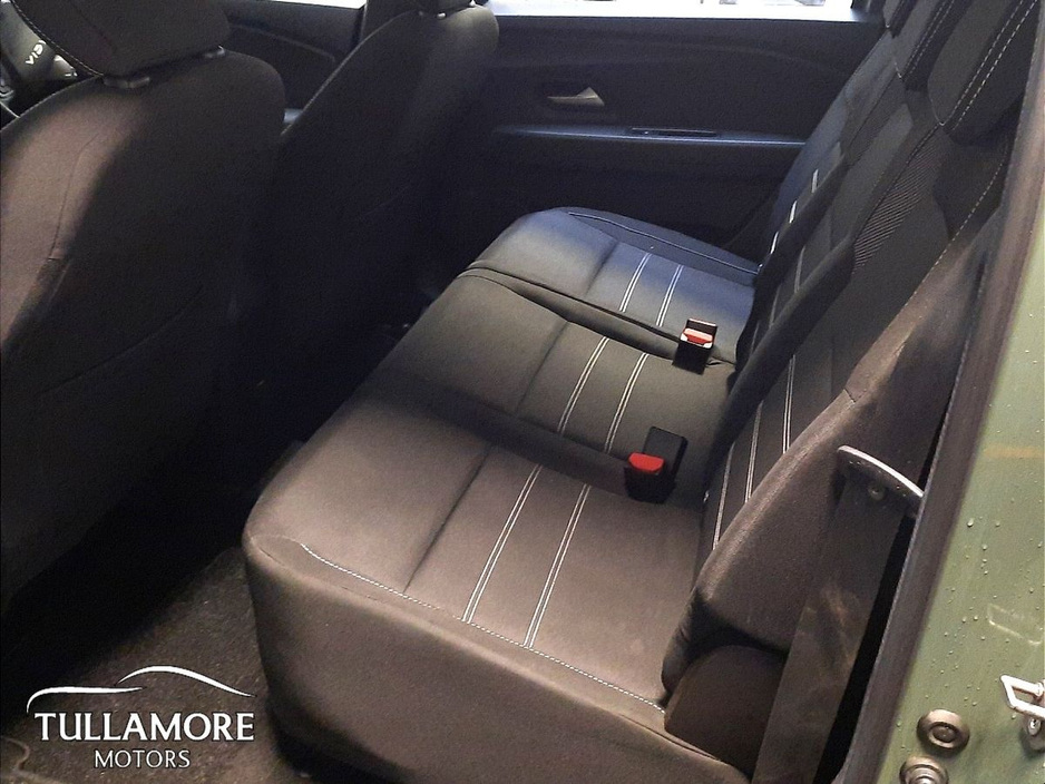 2023 Dacia Jogger - image 11