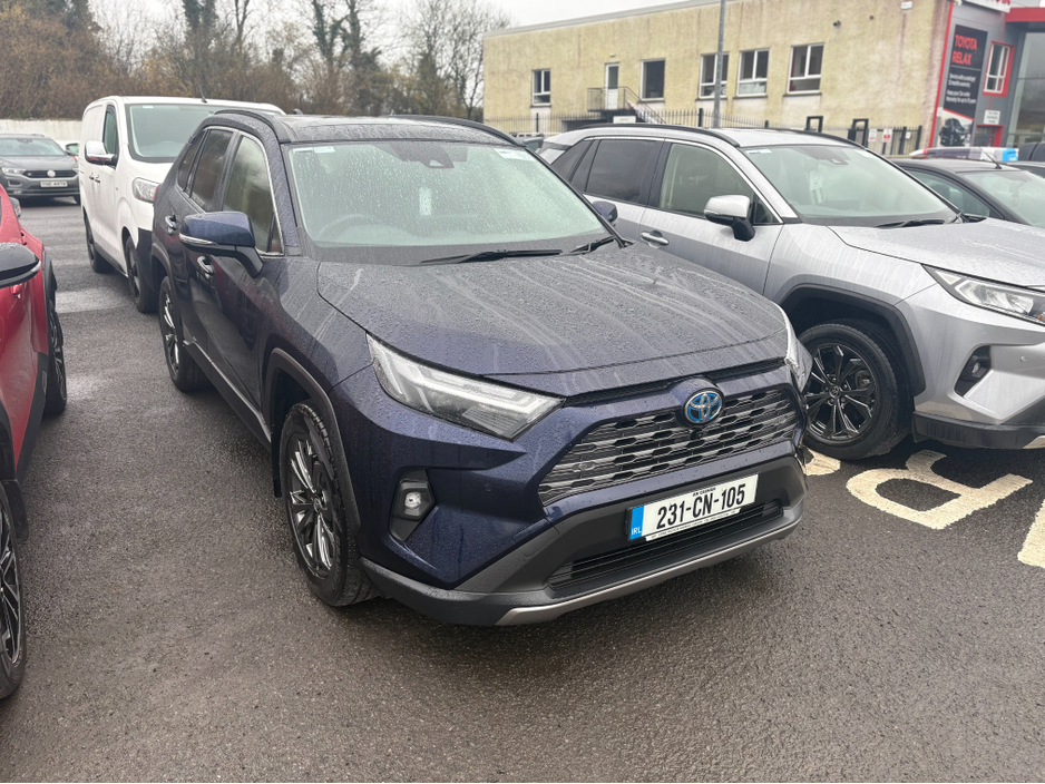 2023 Toyota Rav4 RAV4 HYBRID PLATINUM FWD 4DR A €43,950