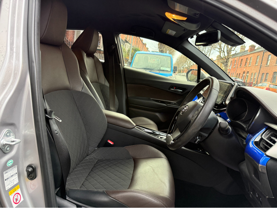 2017 Toyota C-HR 1.8 Hybrid Automatic, Only 54kms! New Nct 12/2027, Apple Car Play, Android Auto, Sat Nav, Parking Sensors, Alloys, A/C, Cruise Control, Half Leather, Heated Seats, Finance Available, SIMI Dealer, €18,950
