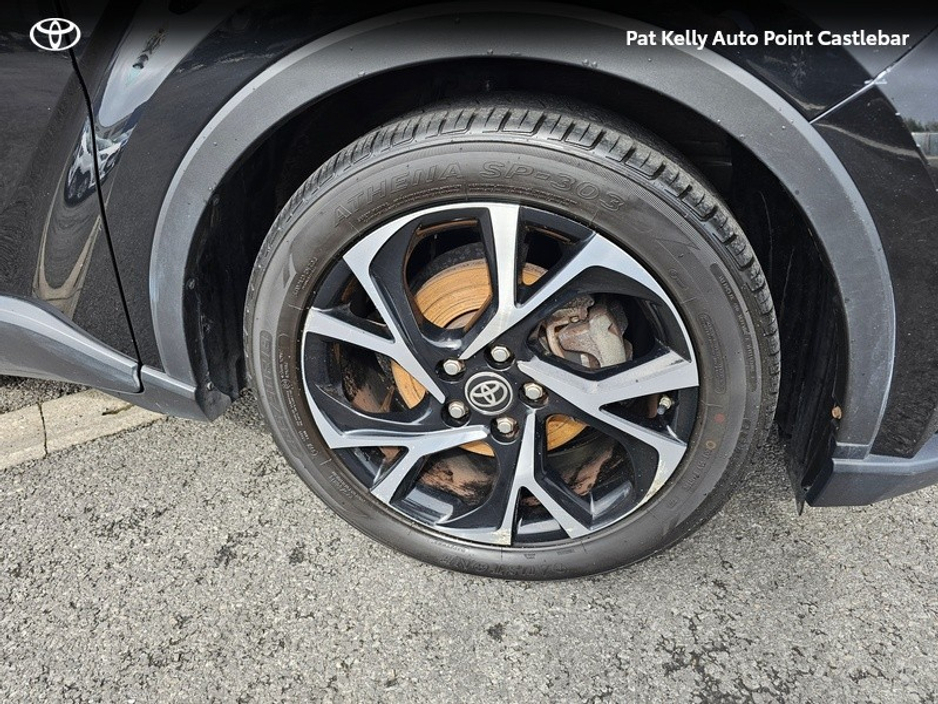 2021 Toyota C-HR - image 17