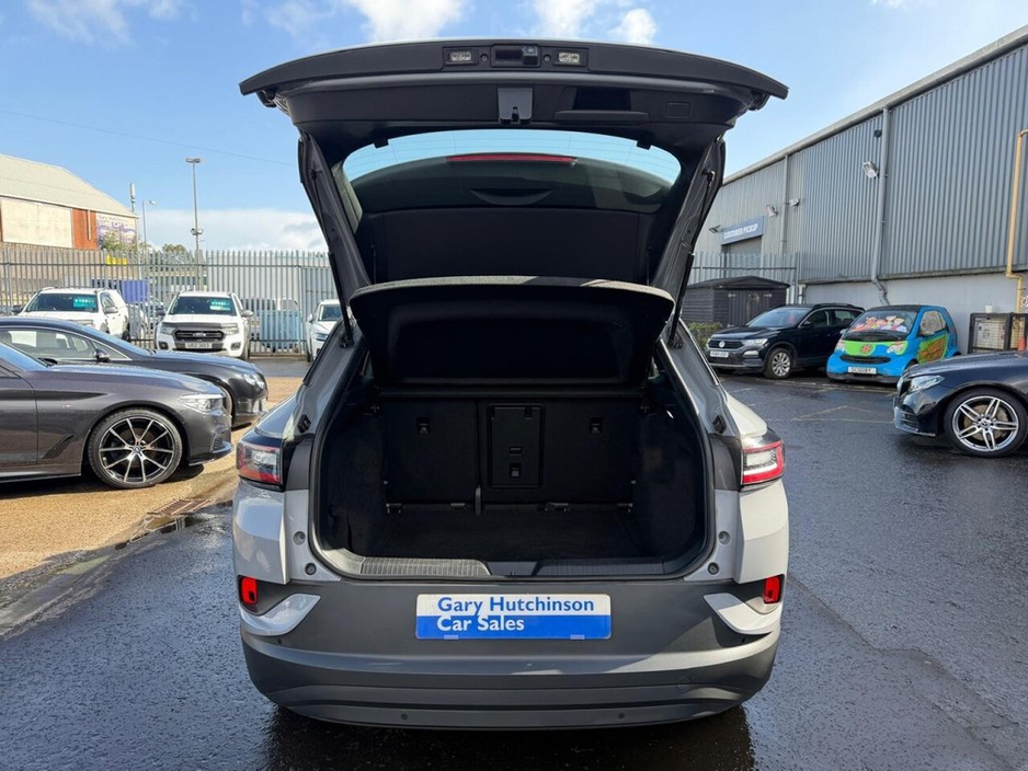 2023 Volkswagen ID.4 - image 11