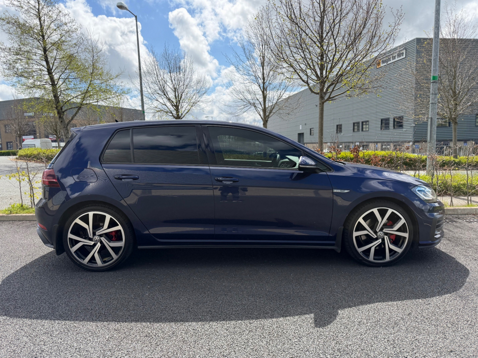 2017 Volkswagen Golf - image 6