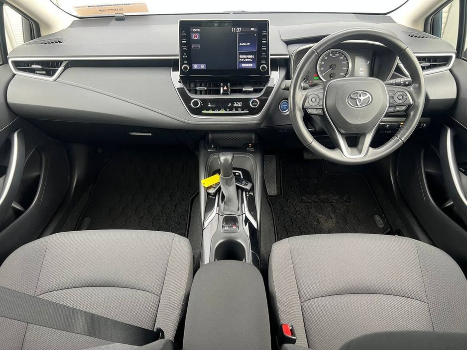 2020 Toyota Corolla 1.8 HYBRID // HEATED SEATS // REVERSE CAMERA // ADAPTIVE CRUISE CONTROL €19,900