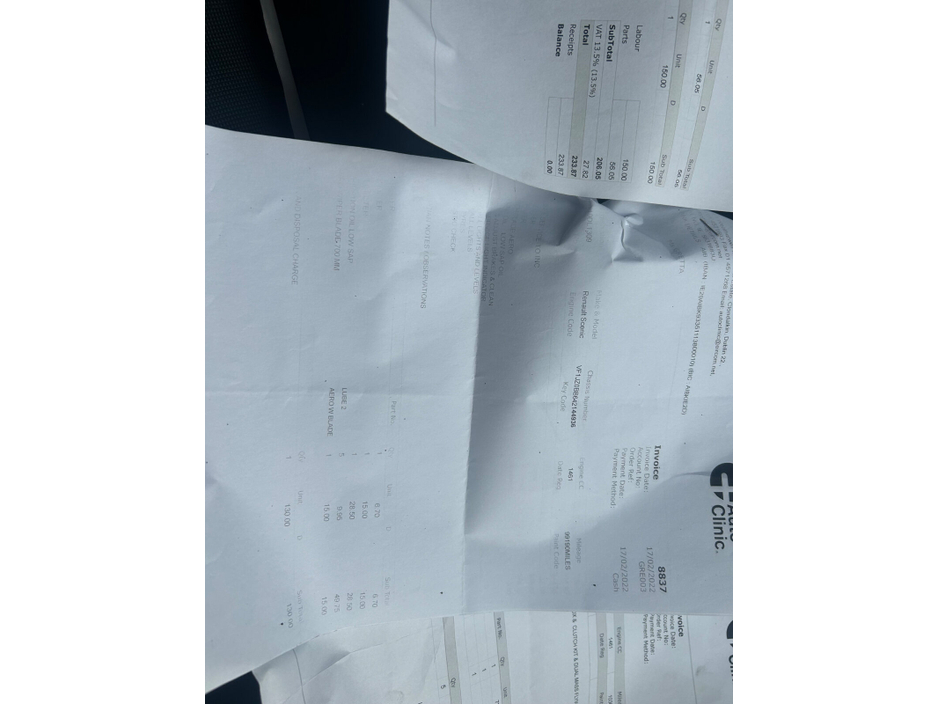 2010 Renault Grand Scenic - image 22