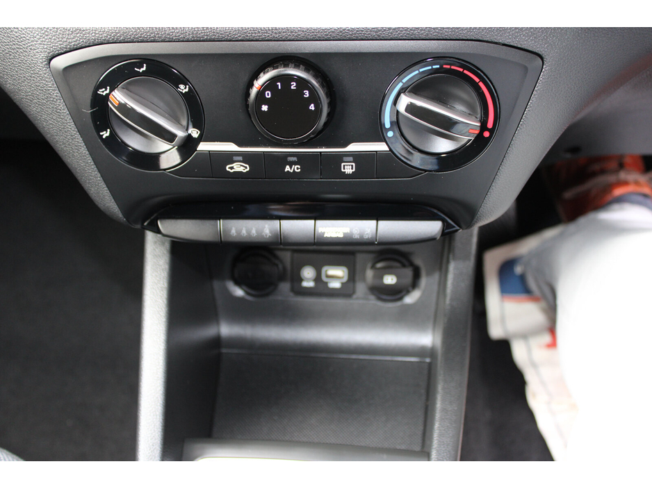 2019 Hyundai i20 - image 17