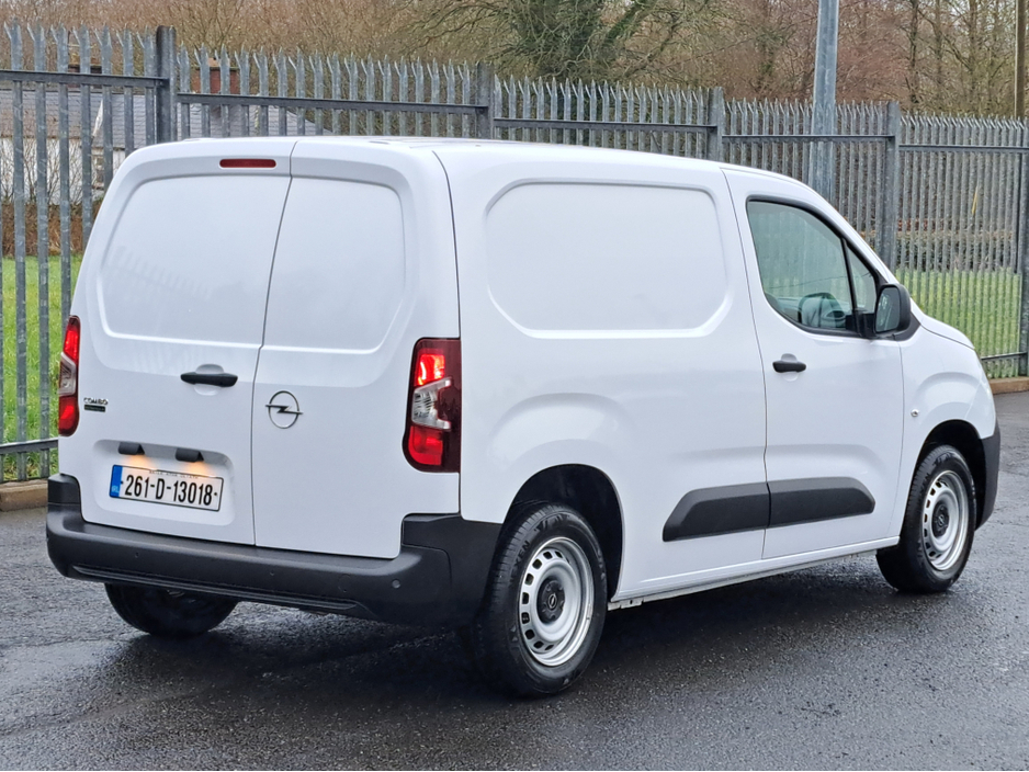 2026 Opel Combo - image 4