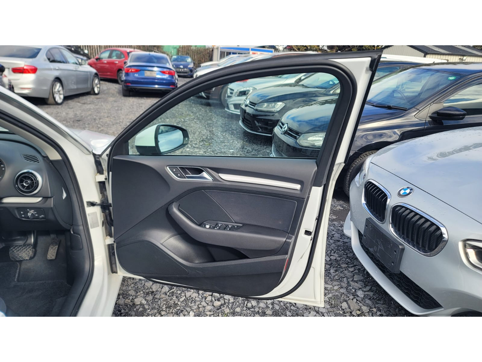 2015 Audi A3 - image 12