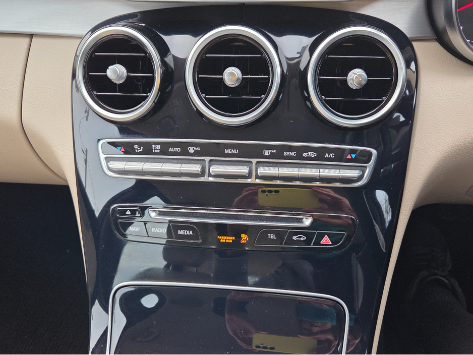 2019 Mercedes-Benz C Class - image 27