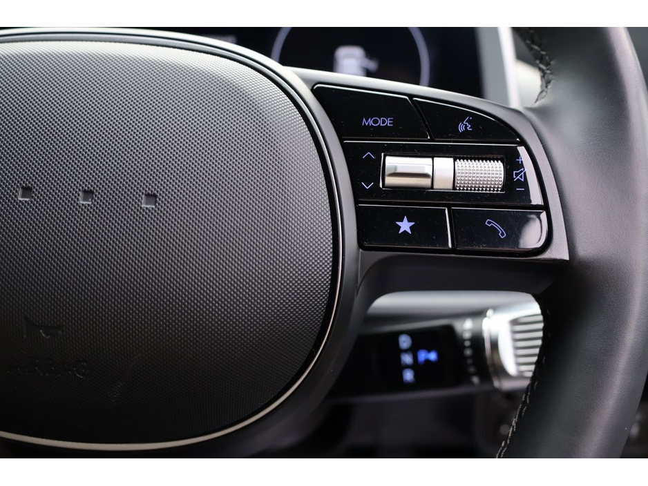 2024 Hyundai Ioniq 6 - image 13