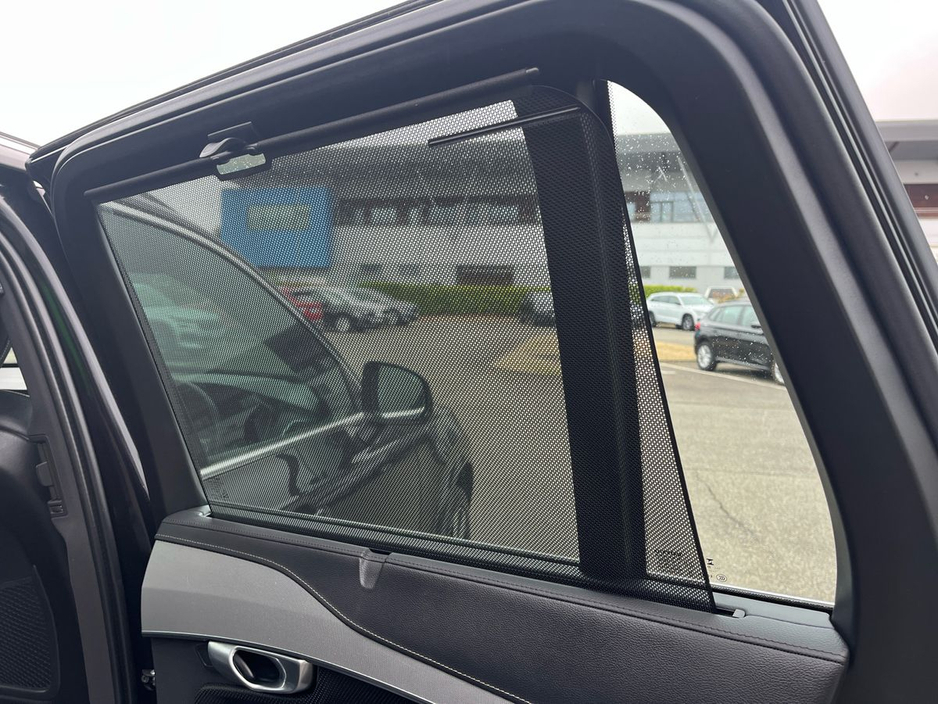 2023 Volvo XC90 - image 18