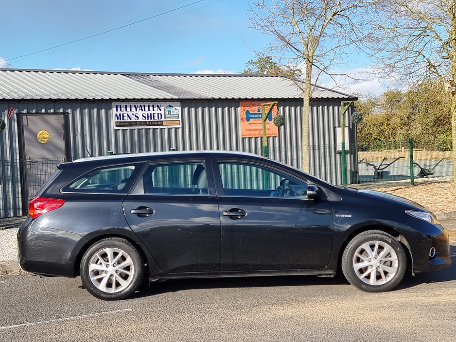 2014 Toyota Auris - image 11