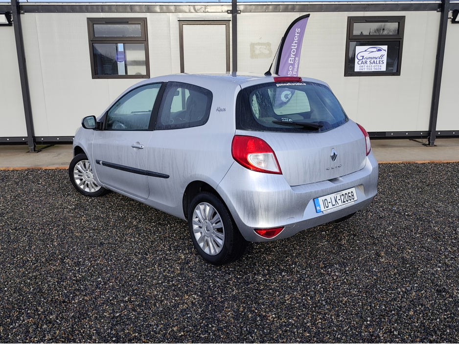 2010 Renault Clio 1.2 I MUSIC 100BHP 3DR €3,000
