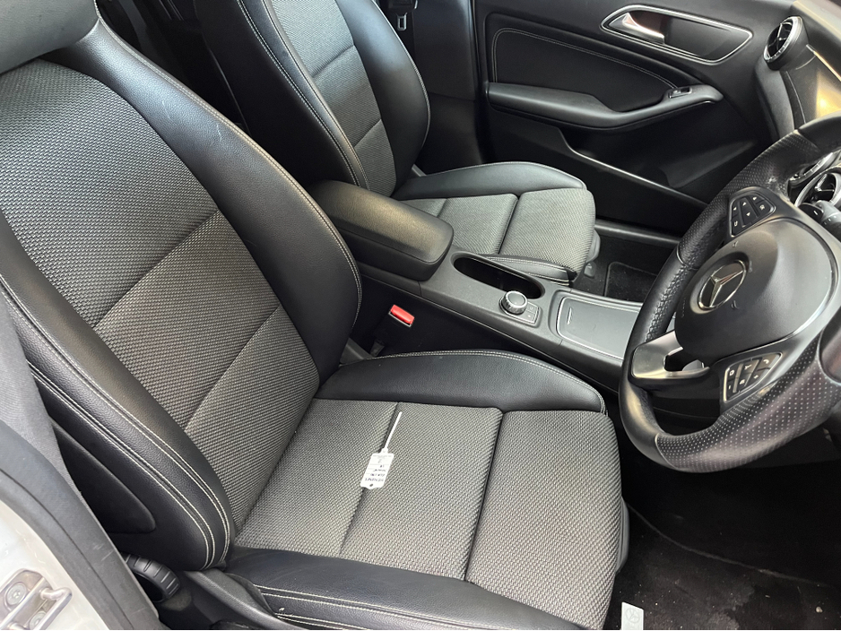 2018 Mercedes-Benz CLA Class - image 11