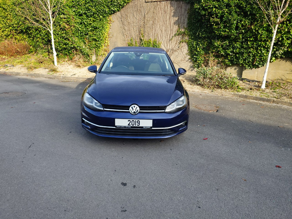 2019 Volkswagen Golf - image 2