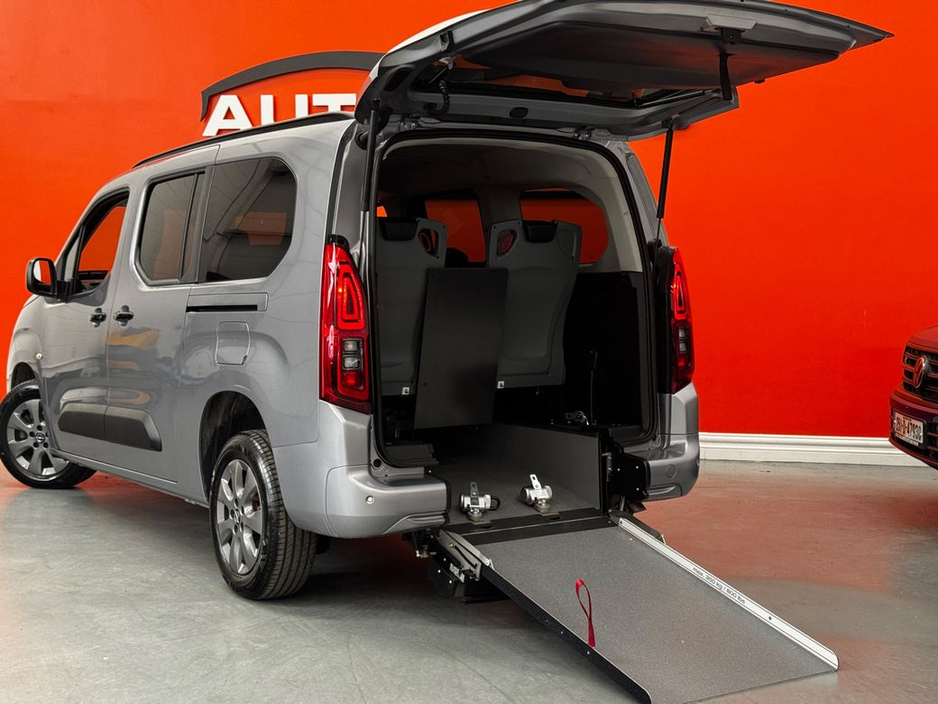 2026 Opel Combo - image 9