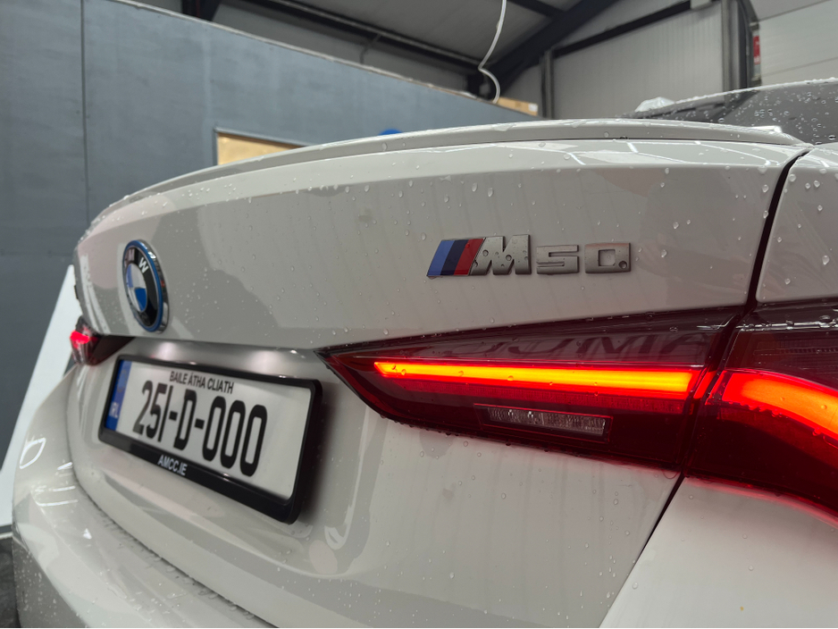 2025 BMW i4 €58950 2025 BMW I4 M50 ONLY 9K KMS / CRUISE CONTROL / 360° PARKING CAMERA / ELECTRIC MEMORY & HEATED SEATS / HEATED STEERING WHEEL / APPLE CARPLAY / AMBIENT LIGHTS €58,950