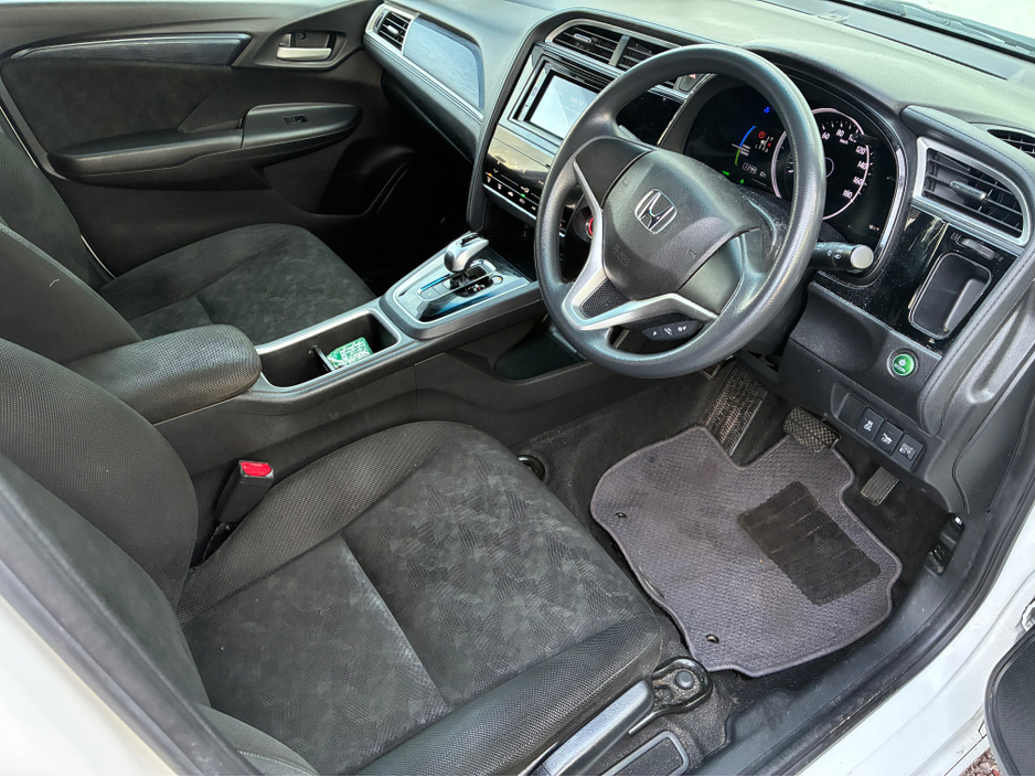 2018 Honda Shuttle DAA-GP7 5DR AUTO €11,950