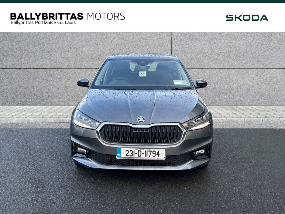 2023 Skoda Fabia - image 3