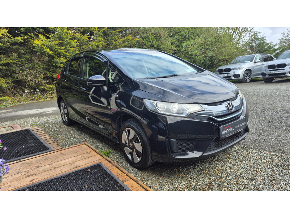 2014 Honda Fit - image 4