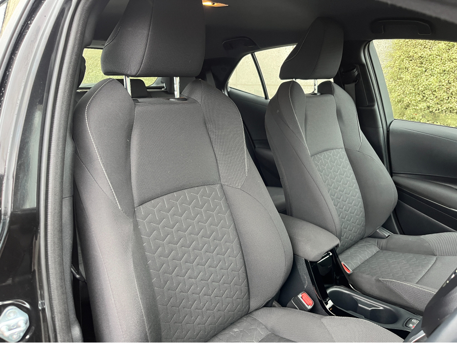 2023 Toyota Corolla LUNA HATCHBACK AUTOMATIC 1.8 PETROL //LOW MILES//REVERSE CAMERA//ADAPTIVE CRUISE CONTROL//CARPLAY// €24,950