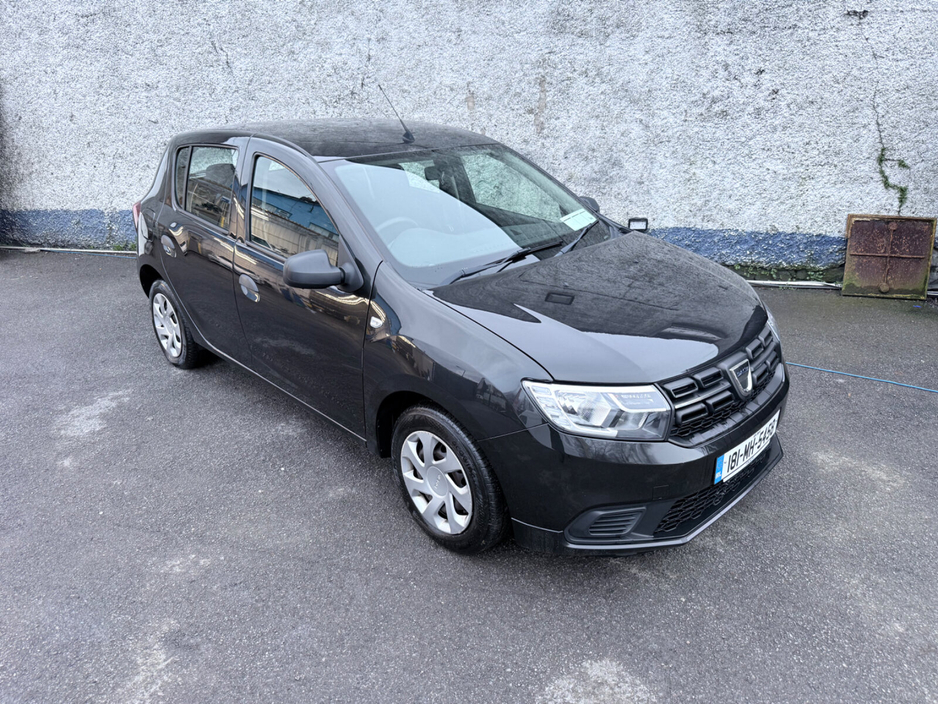 2018 Dacia Sandero - image 2
