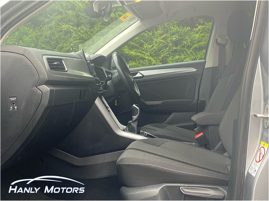 2023 Volkswagen T-Roc LIFE 2.0 TDI MANUAL 6SPEED FWD 116HP 5 €30,950