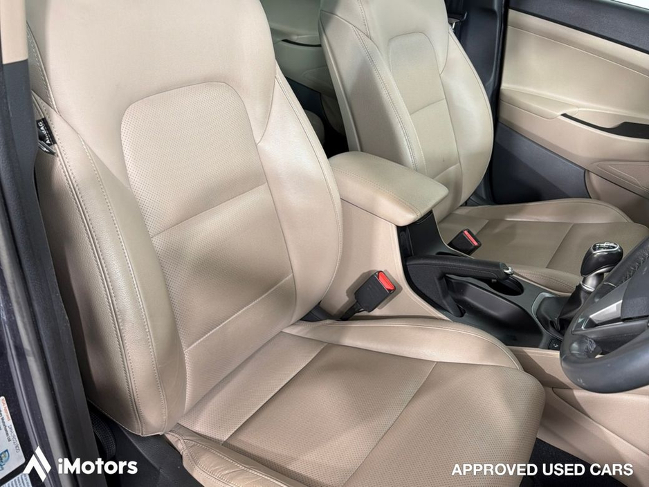 2018 Hyundai Tucson - image 18