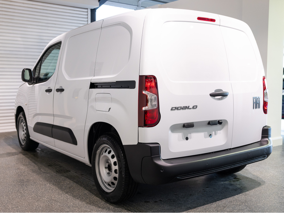2026 Fiat Doblo - image 6
