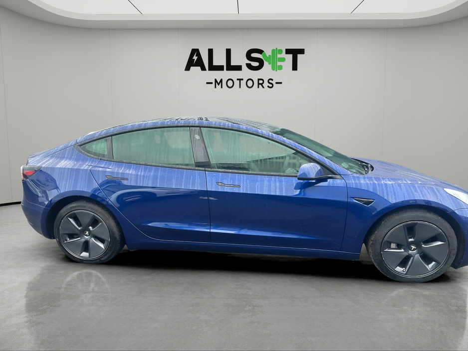 2021 Tesla Model 3 STANDARD RANGE PLUS €23,995