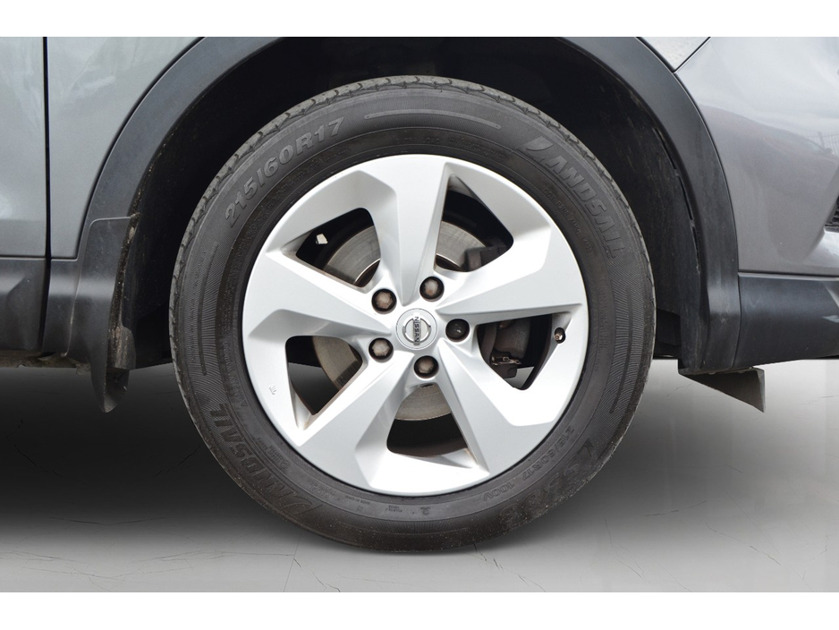 2019 Nissan Qashqai - image 10