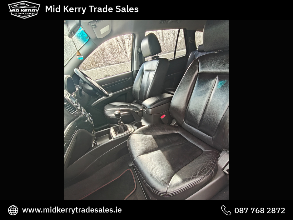 2011 Hyundai Santa Fe - image 11