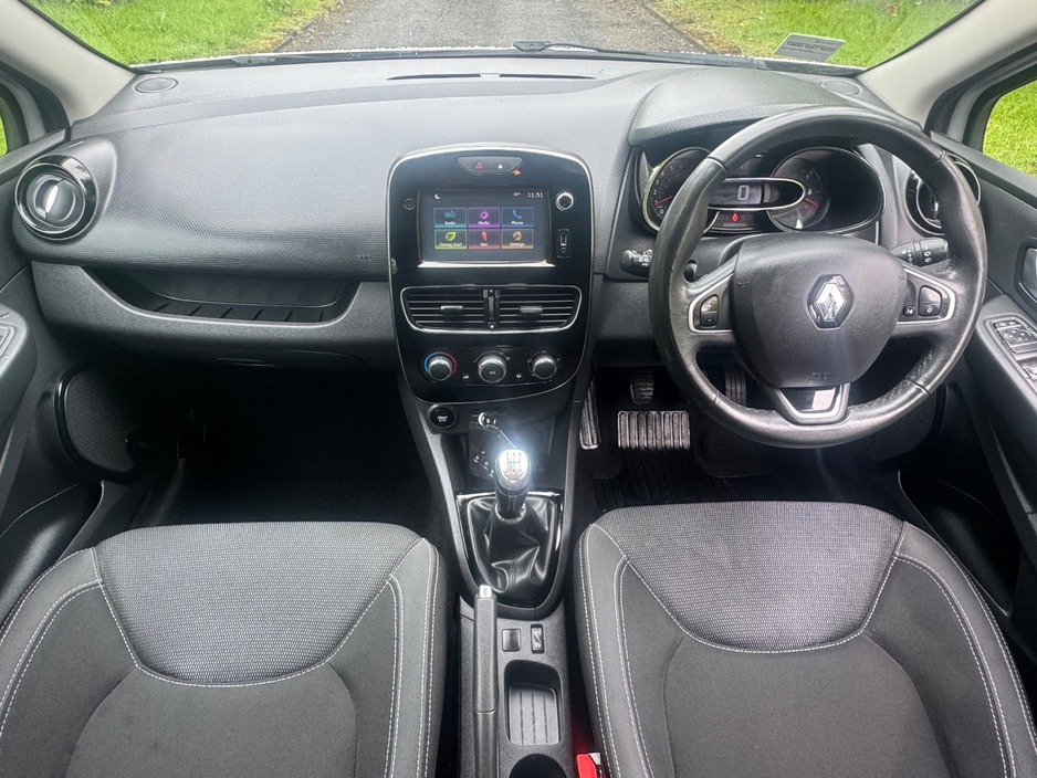 2017 Renault Clio - image 7