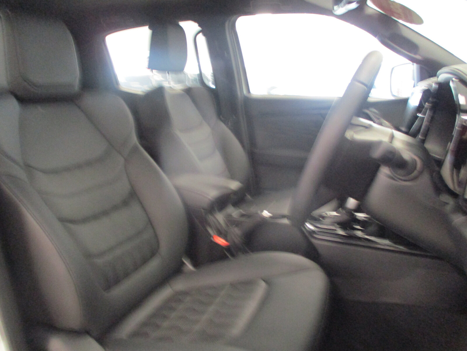 2026 Isuzu D-MAX - image 19