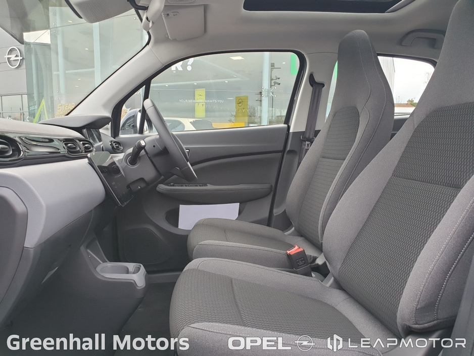 2026 Leapmotor T03 - image 8