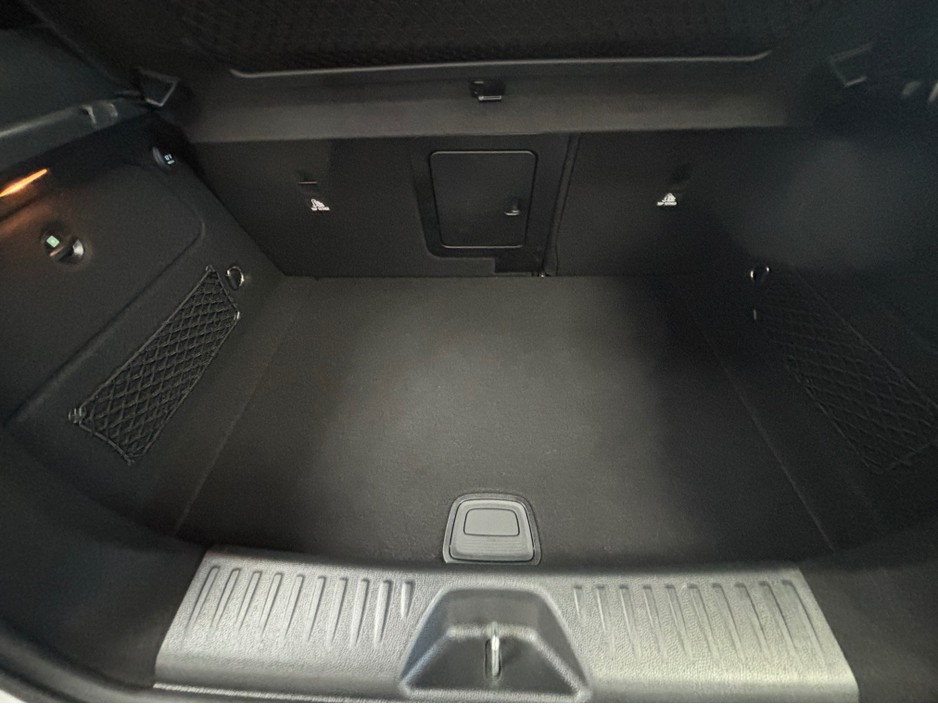 2016 Mercedes-Benz A Class - image 10