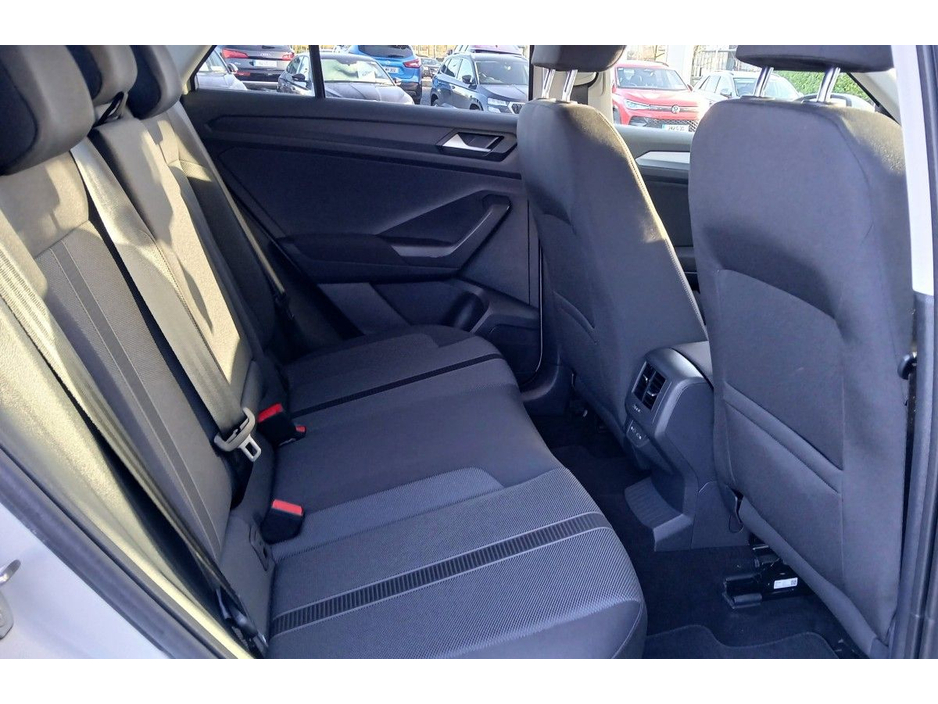 2023 Volkswagen T-Roc LIFE 2.0TDI 116HP *APP CONNECT, REVERSING CAMERA & MORE!*