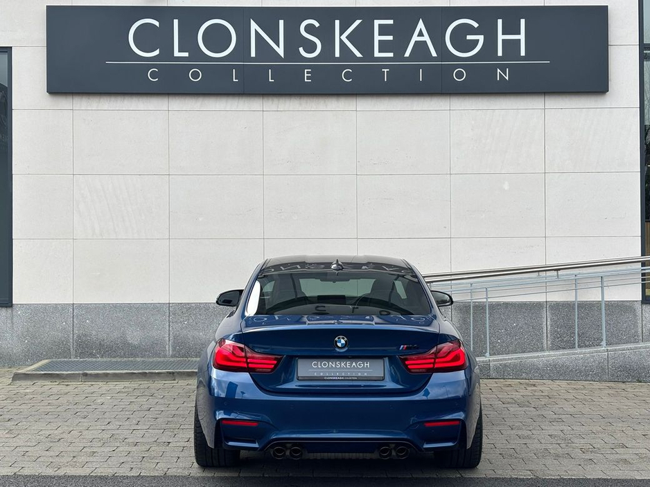 2020 BMW M4 - image 4