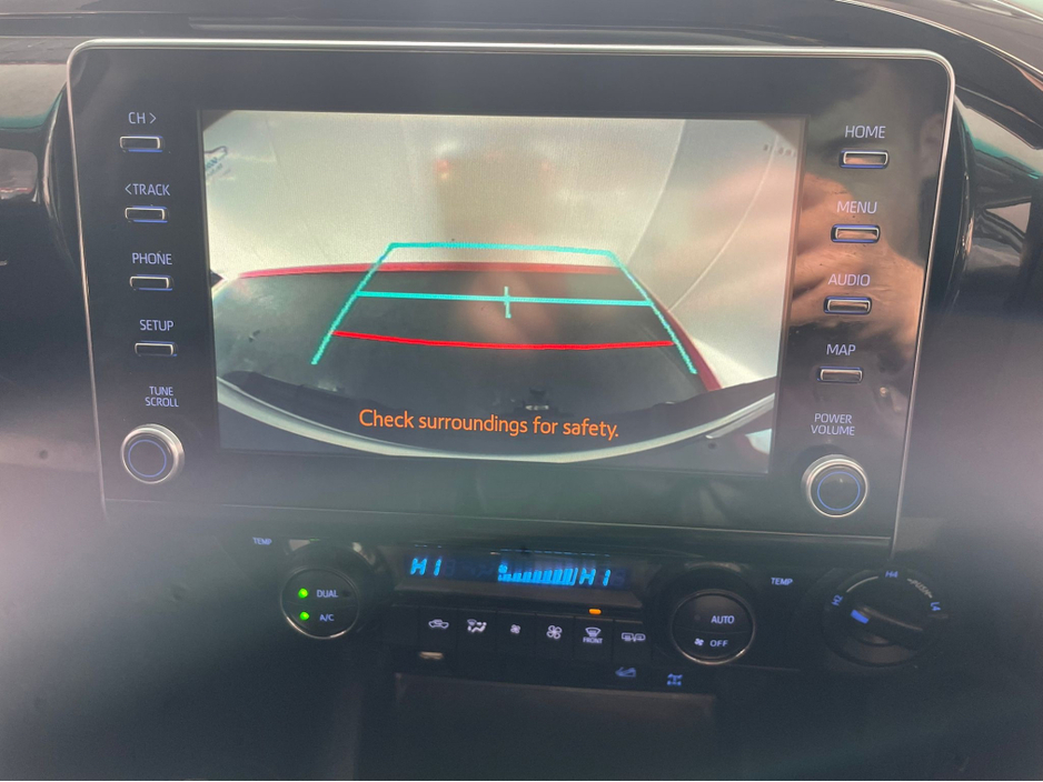 2023 Toyota Hilux - image 15