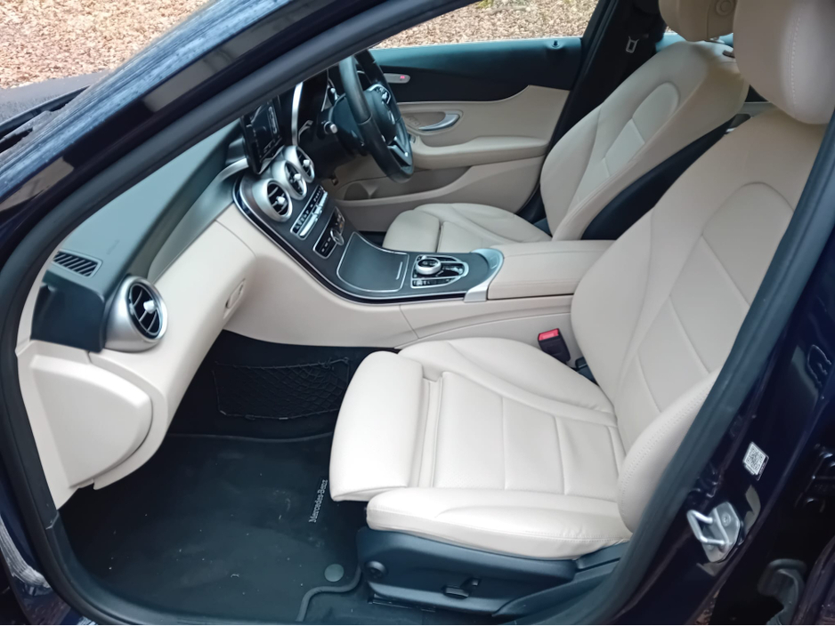 2019 Mercedes-Benz C Class - image 10