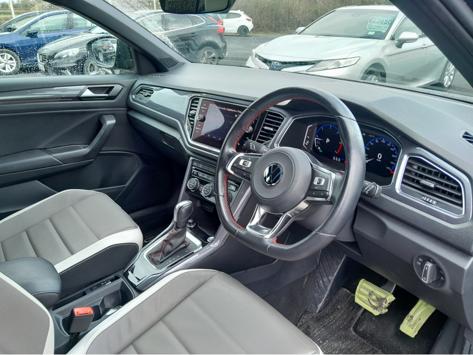 2022 Volkswagen T-Roc - image 21