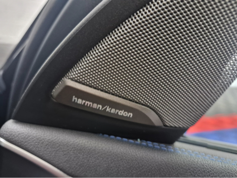 2023 BMW iX3 - image 18