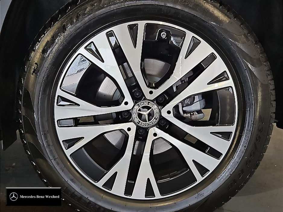 2026 Mercedes-Benz GLB 200D - Progressive 5 seats €66,535